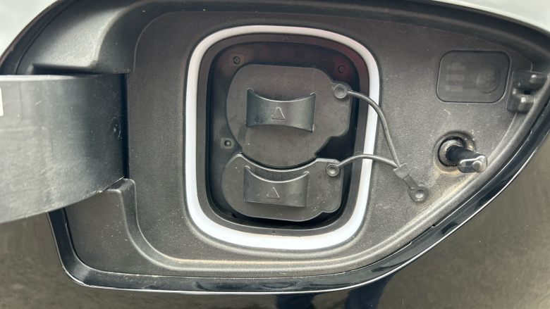 Hyundai KONA 150kW Ultimate 64kWh 5dr Auto Electric Hatchback